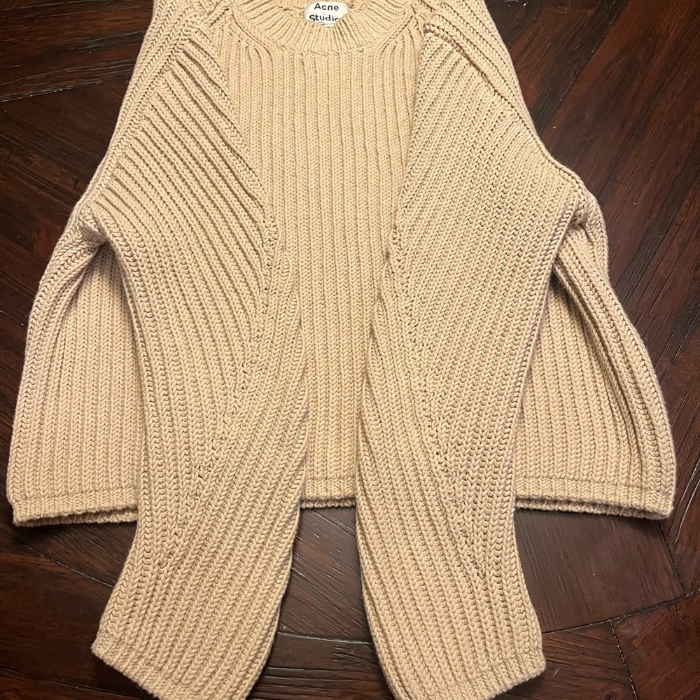 Acne Studios